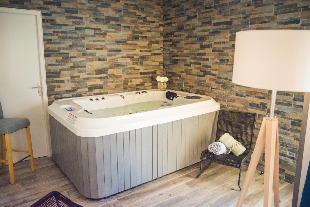 Suite Avec Jacuzzi Privatif Barcares Plage 乐巴凯尔斯 外观 照片